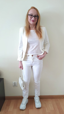 Summer white total look