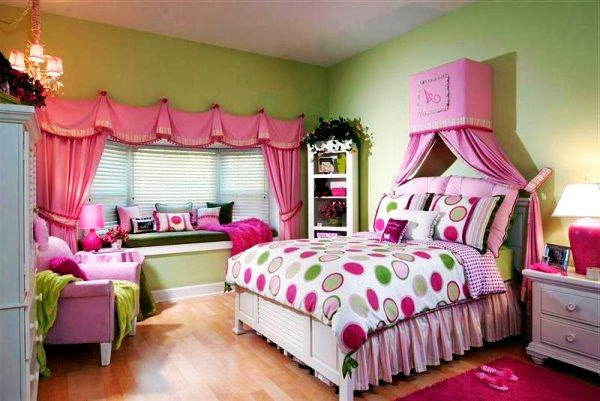 Pink den for a teenage girls room