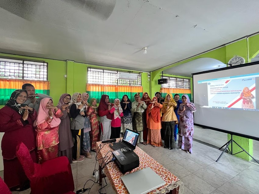 Sosialisasi 1 : Berbagi dan berkolaborasi di SDN 003 Tanjungpinang Kota