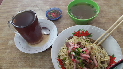 Mau ke Siantar Jangan Lupa Makan Mie Pangsit / Mie Pansit