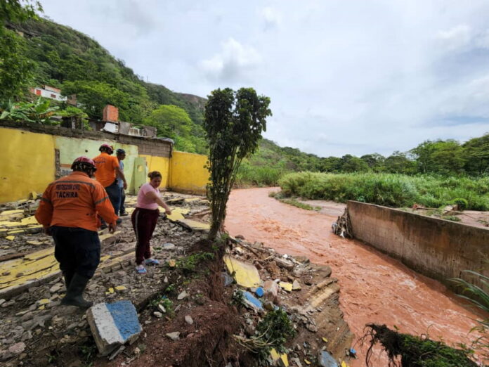 Trece municipios de Táchira están en emergencia por fuertes lluvias