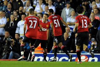 Fútbol inglés , Carling Cup , Fútbol Internacional , Arsenal FC , Copa de la Liga , Manchester United , Michael Owen