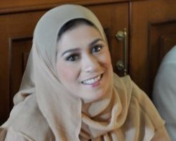Putri Nurdin  Khalid Angkat Bicara