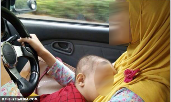 IBU DIKECAM KERANA PANGKU BAYI SEMASA MEMANDU KERETA