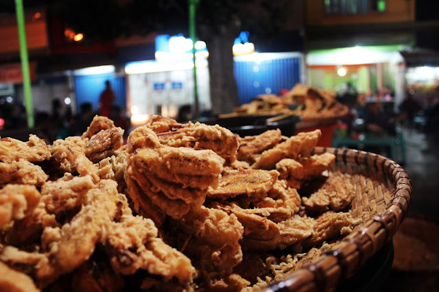 Night at Darussalam, Aceh