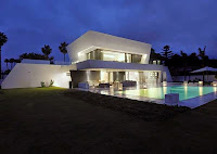 Excellent Mediterranean Vacation House Design with Modern Concept