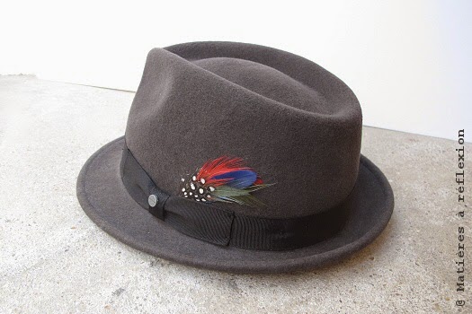 Chapeau Femme Stetson taupe avec plume