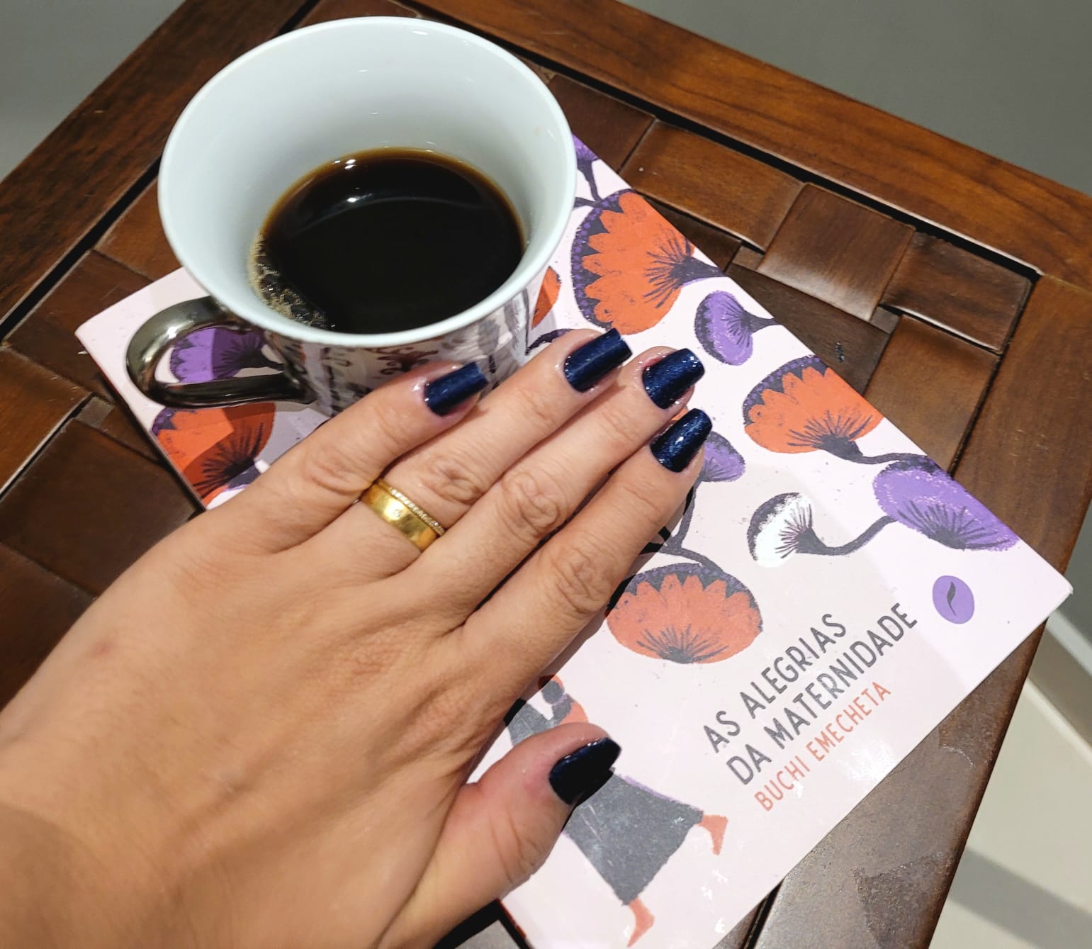 Esmaltes e Livros | Agosto