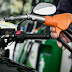 «Φλερτάρει» με τα 2 ευρώ η τιμή του λίτρου της βενζίνης – Απελπισμένοι οι πολίτες