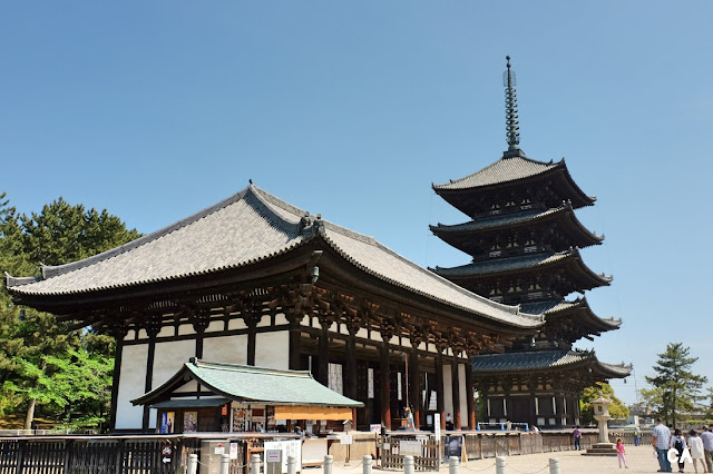 Kofukui-ji Temple Nara Japan Curitan Aqalili