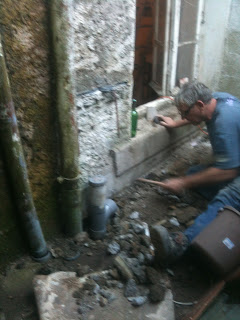 renovation prject france fitting new soil pipes