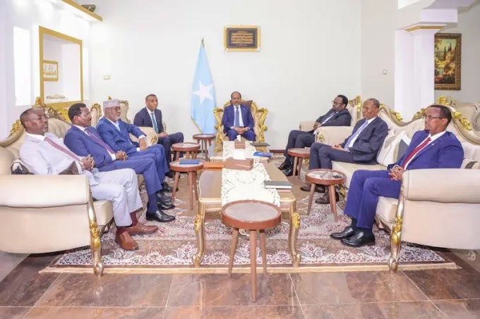 Dowladda Federaalka ayaa ku dhawaaqday in dib loo dhigay shirkii Golaha Talada Qaranka