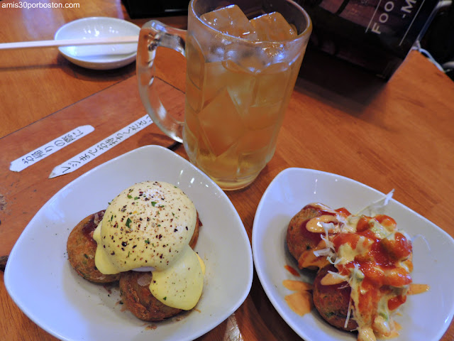 Takoyakis en Gindaco Highball Sakaba en Tokio