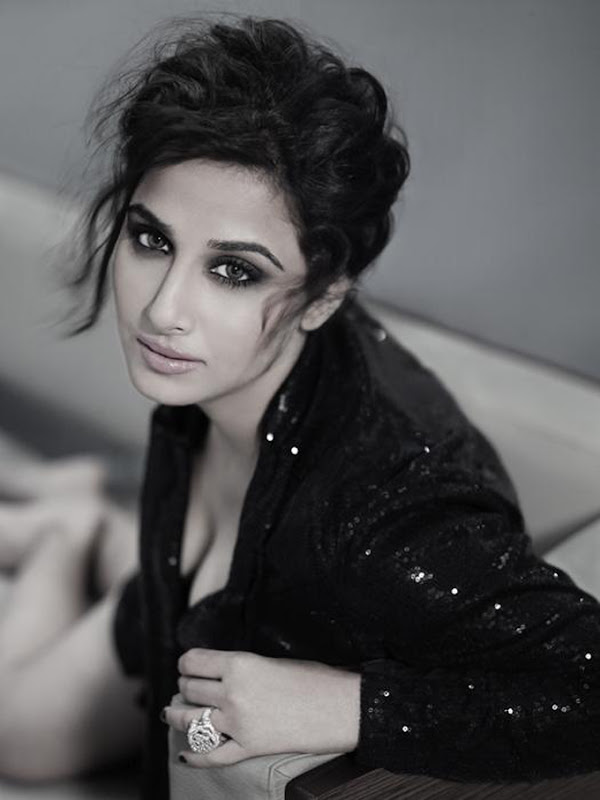 Vidya Balan latest Filmfare Photoshoot January gallery pictures