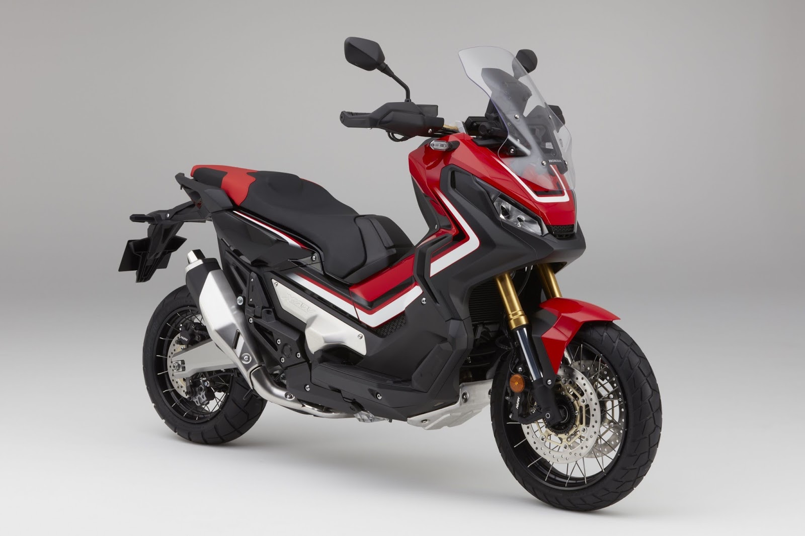 Honda X Adventure Skutik Moge Bermesin 750cc 2 Silinder