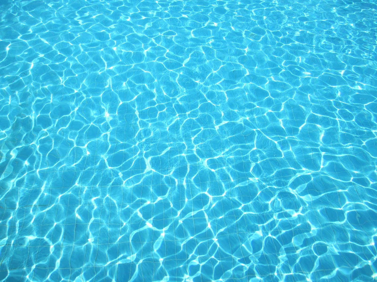 nickyskye meanderings: more swimming pool water