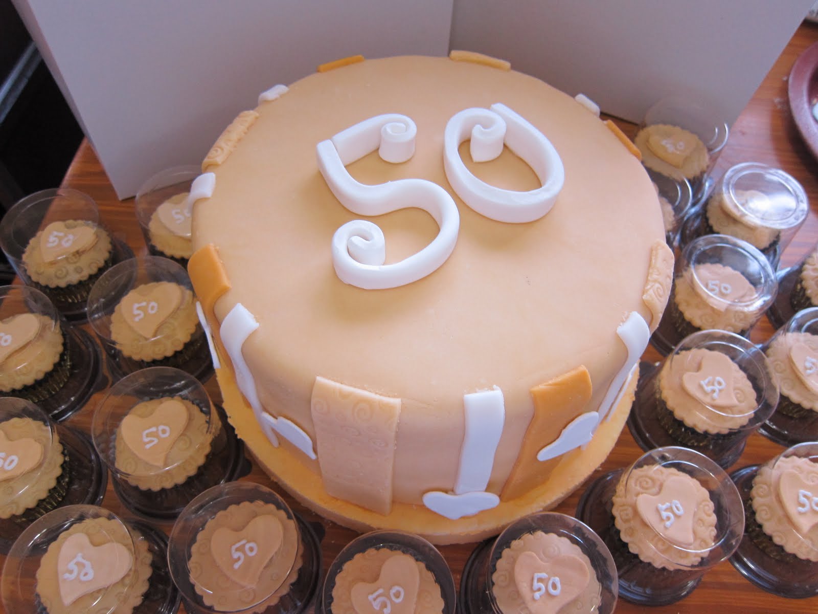 50th wedding anniversary cakes