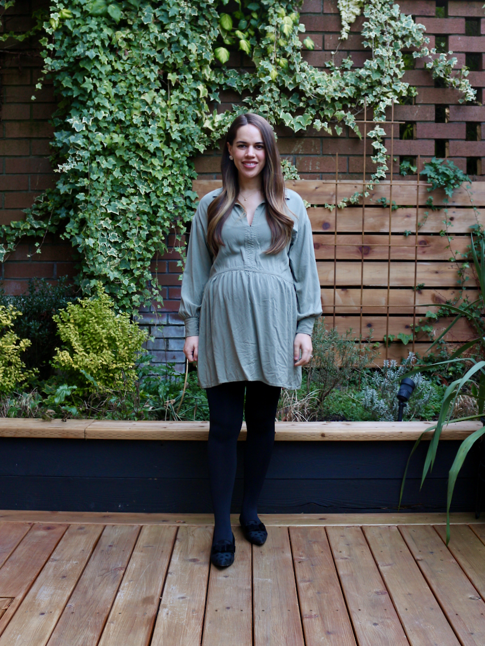 Jules in Flats - Airy Long Sleeve Swing Dress (Business Casual Workwear on a Budget)