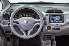 Interior view of 2014 Honda Fit EV