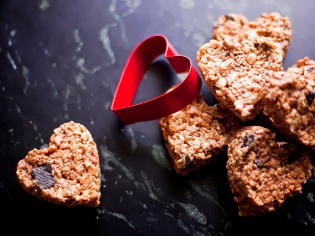 http://blog.cookingchanneltv.com/2013/02/05/rice-krispies-treats-hearts-recipe-for-valentines-day/