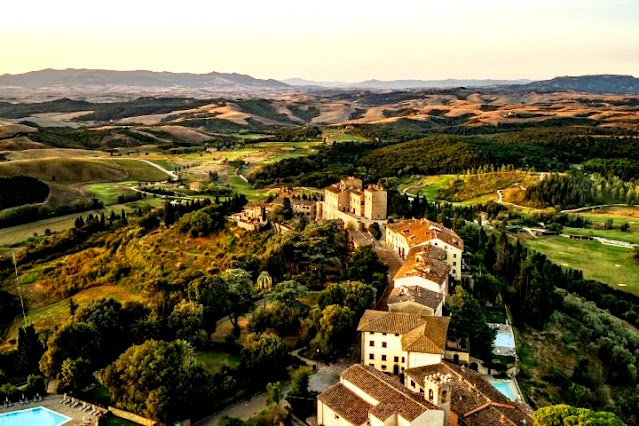 Tuscan Hill Town