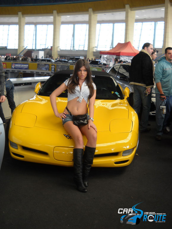 Pictures of car model girls