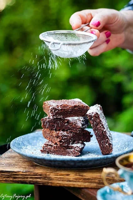 przepis-na-proste-brownie-z-kakao