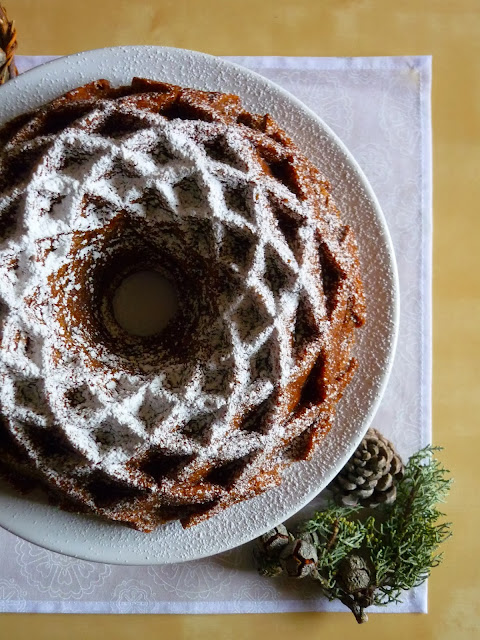 https://alf-lachefa.blogspot.com.es/2014/01/bundt-cake-de-kaki-y-especias.html