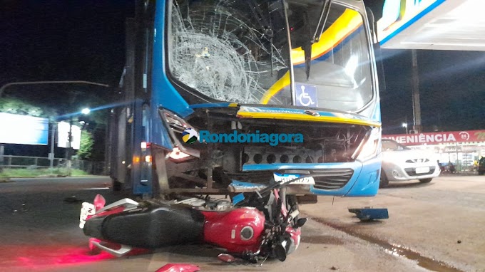 Motociclista é atropelado por ônibus em cruzamento no centro da capital