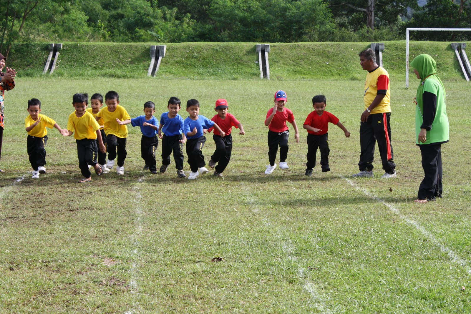 Keluarga Rais Asiah Sukan Tabika KEMAS Panchor 2010 