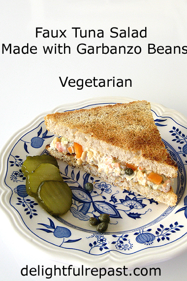 Faux Tuna Salad - Made with Garbanzo Beans - Vegetarian / www.delightfulrepast.com