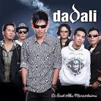 DOWNLOAD LAGU DADALI DI SAAT AKU MENCINTAIMU