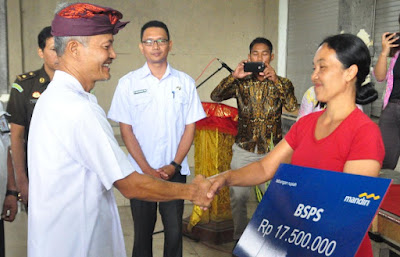 Pemkab Tabanan Gelar Serah Terima Bantuan dan Sosialisasi Pelaksanaan BSPS di Pupuan