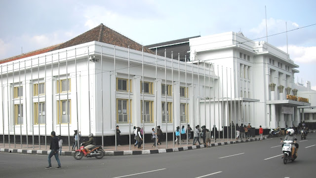 Mengenal Gedung Merdeka