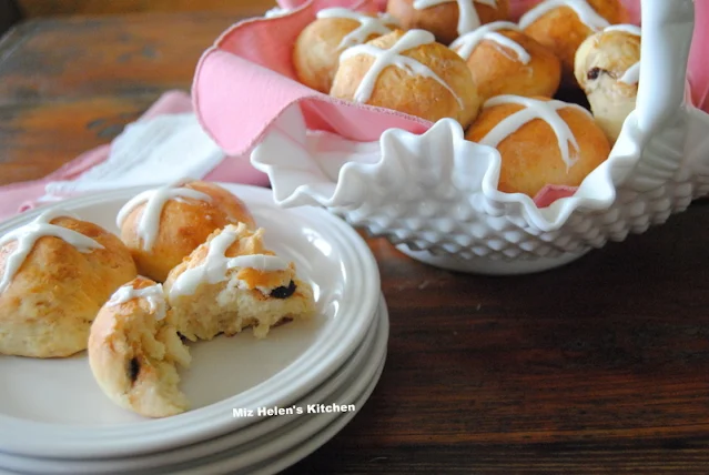 Top 40 Easter Recipes at Miz Helen's Country Cottage