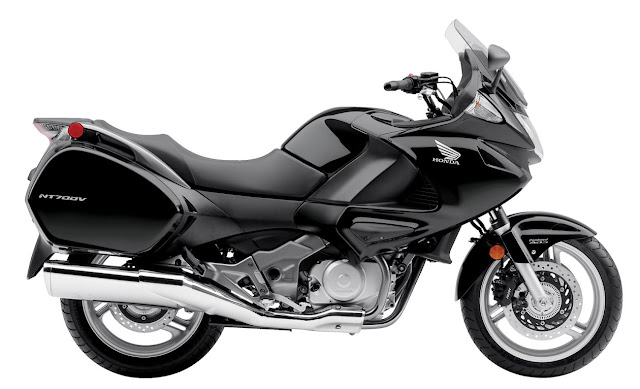 2011-Honda-NT700V-ABS-black