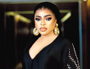Bobrisky Smuggled Eight ATM Cards and ₦35 Million Into Kirikiri For VIP Treatment, Claims Community Leader