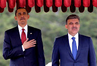 obama and gul in welcome ceremony