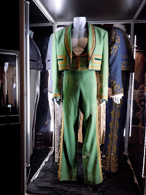 Zorro Don Diego TV costumes