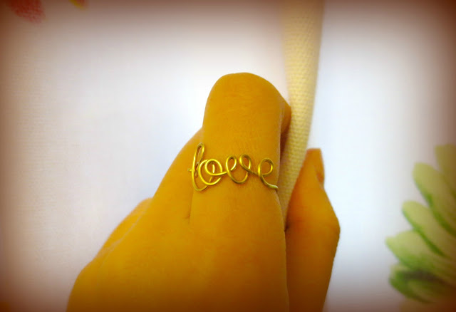 diy love wire ring