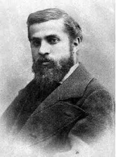 ANTONI  GAUDI