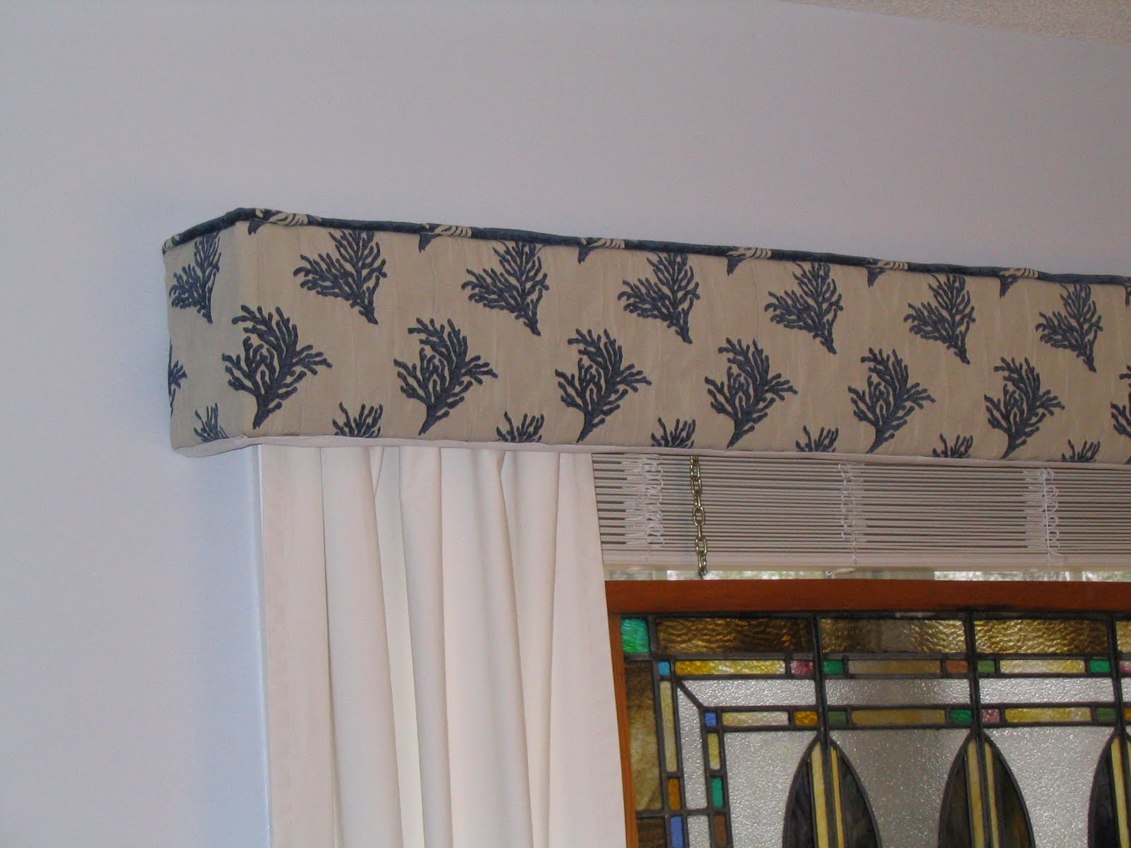 How to make straight custom upholstered cornice boards title=