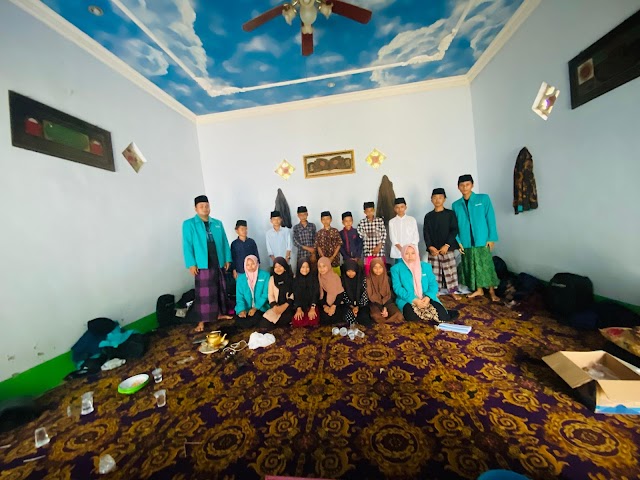 BENTUK KERINDUAN SISWA TERHADAP GURU KKNS 02, KEDATANGAN SISWA DARI SALAH SATU ANGGOTA KKNS 02 