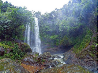 Air Terjun Jurang Nganten Pakis Aji