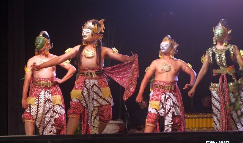 Mapel Seni Budaya ( Seni Tari ): Tari Daerah Jawa