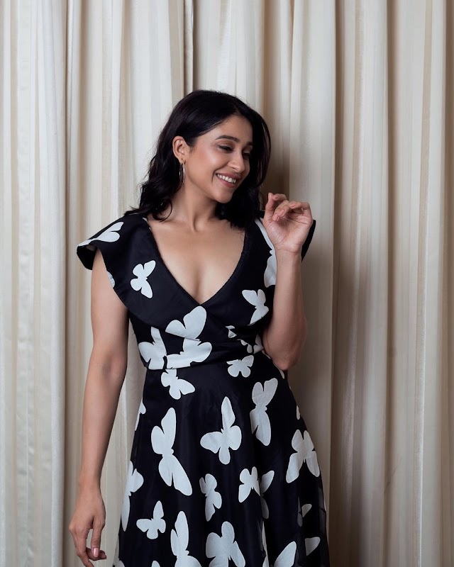 Regina Cassandra Looking Lovely in This Black And White Combo