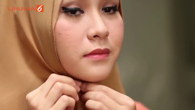 Tutorial Hijab Pashmina Casual Simple Untuk Sehari - hari Zaskia A Mecca