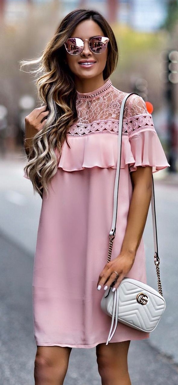 perfect outfit idea: blush dress + bag