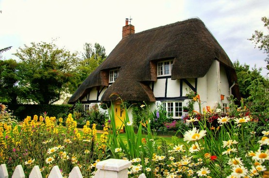 Quaint Country Cottage