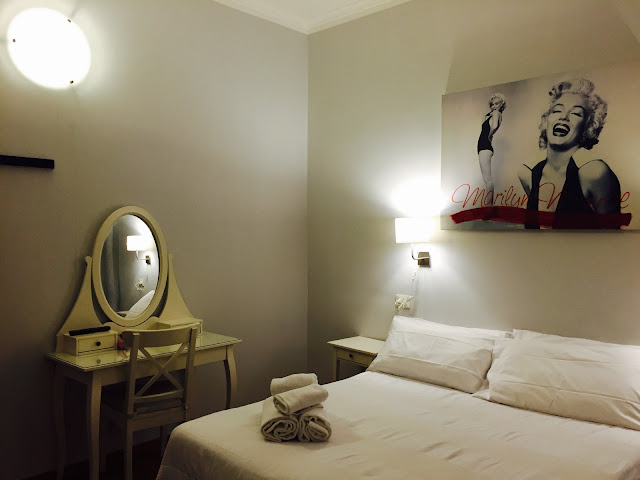 Villa Borghese Guest House room and Marylin